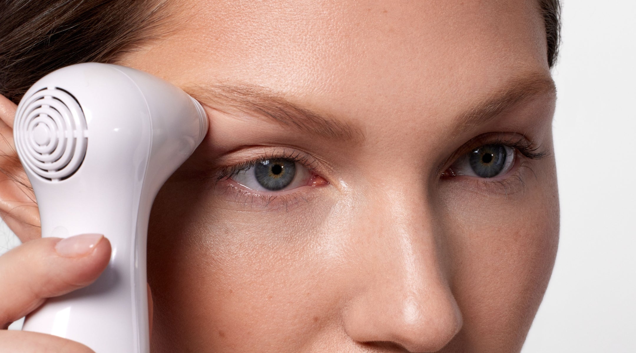 Rejuvenated eye with reduced appearance of crow’s feet