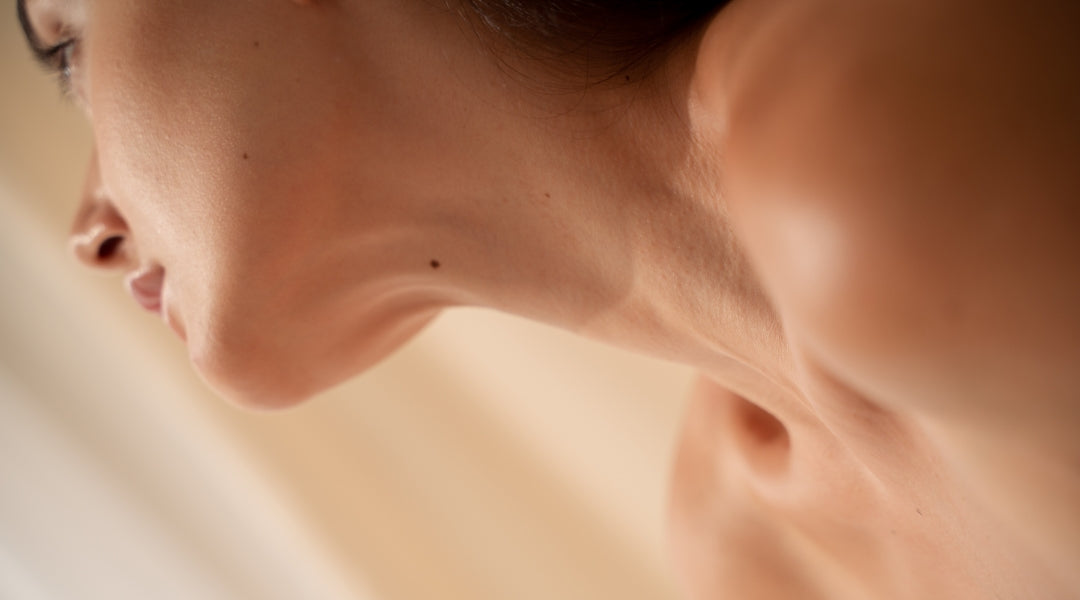 Woman with tightened skin under her chin