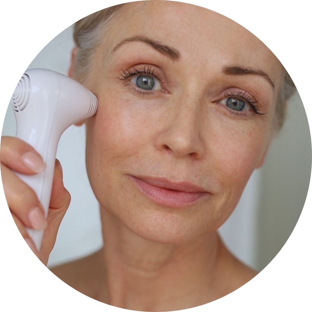 Kathy Jacobs says as a 57 year old model it's important my skin looks flawless, I've been using NIRA to boost my collagen production and reduce signs of aging